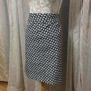 Banana Republic Navy Ivory Straight Skirt, Size 14